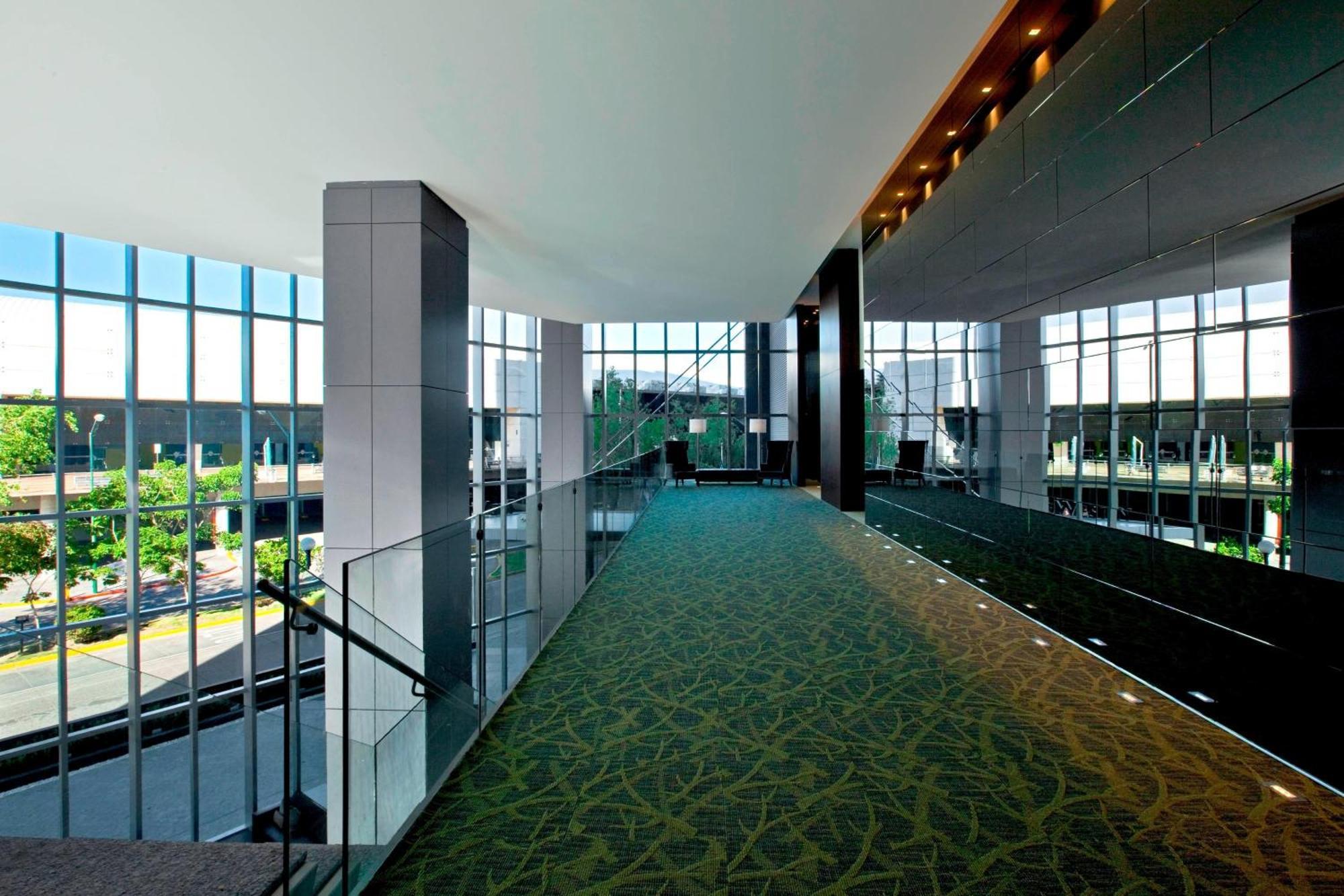 Hotel The Westin Guadalajara Exterior foto